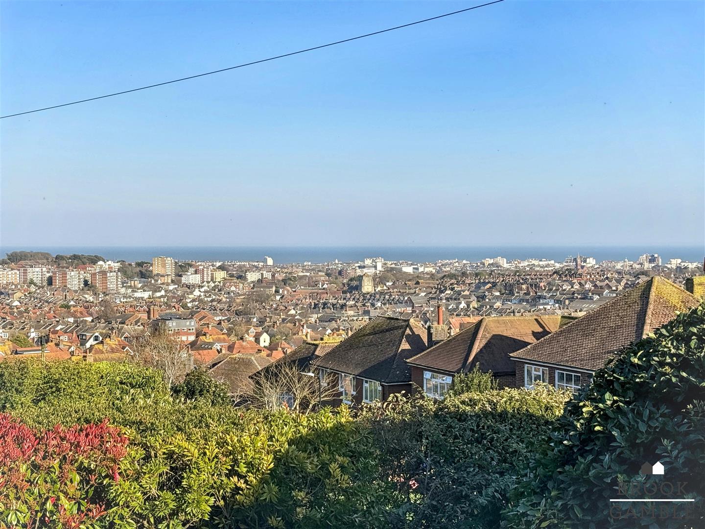 3 Bedroom House. Peppercombe Road in Eastbourne,  4